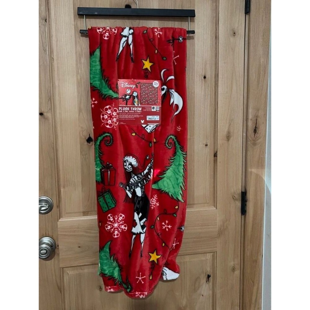 Disney The Nightmare Before Christmas Plush Throw Blanket NWT